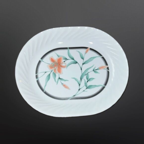 Vintage Corelle Tiger Lily Serving Platter 12 1/4” - Picture 4 of 4